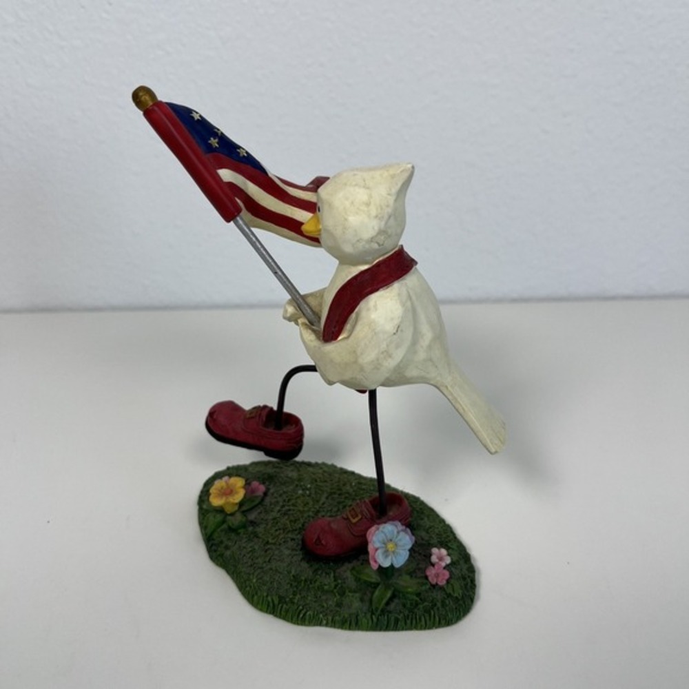 Russ‎ Berrie" TWEET ALONG WITH ME Figurine Bird With American Flag - Picture 5 of 10